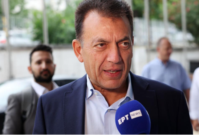 Τη δυνατότητα να ταυτοποιούν το εισιτήριό τους, καθώς και το εισιτήριο διαρκείας τους, μέσω της εφαρμογής Gov.gr Wallet, έχουν και οι φίλαθλοι που είναι μόνιμοι κάτοικοι εξωτερικού